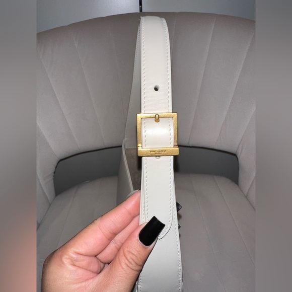 LE 5 À 7 Hobo Bag in White - Saint Laurent - Brand New! - Picture 6 of 9